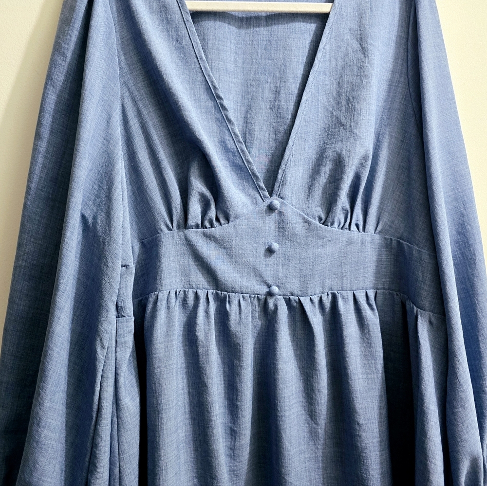 Linen Blue Lantern Sleeve Deep V Dress size 3XL - Picture 7 of 9